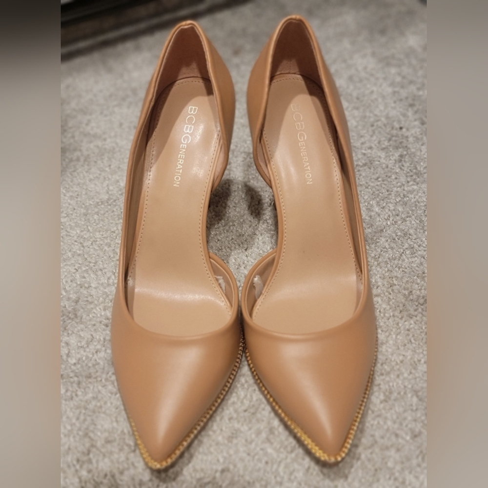 Cute chain trim BCBGeneration heels